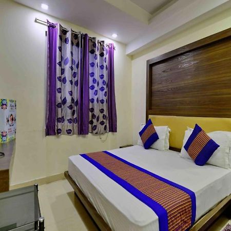 Hotel International Neelam Near New Delhi Railway Station Nowe Delhi Zewnętrze zdjęcie