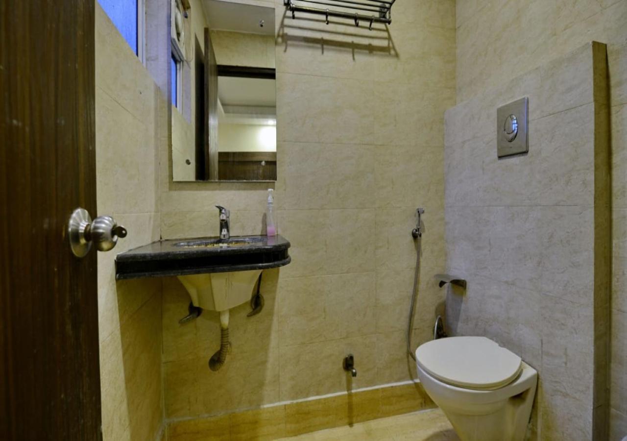 Hotel International Neelam Near New Delhi Railway Station Nowe Delhi Zewnętrze zdjęcie